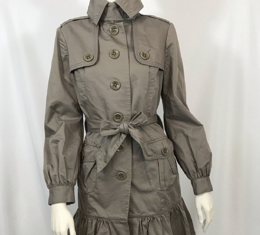 ♠️Ted Baker ruffle hem trench coat ♠️